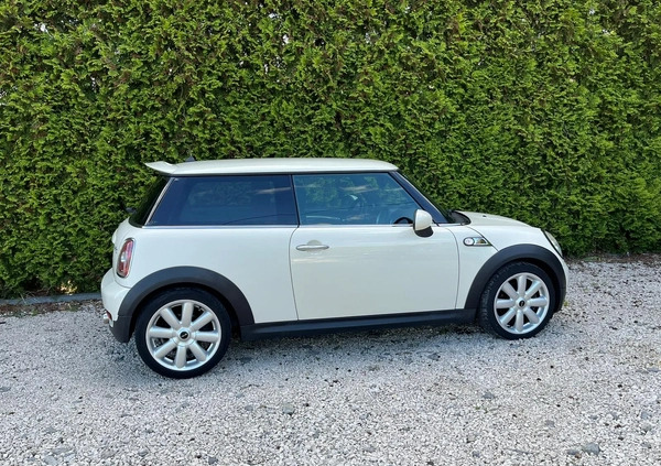 MINI Cooper S cena 21900 przebieg: 189000, rok produkcji 2008 z Gdynia małe 79